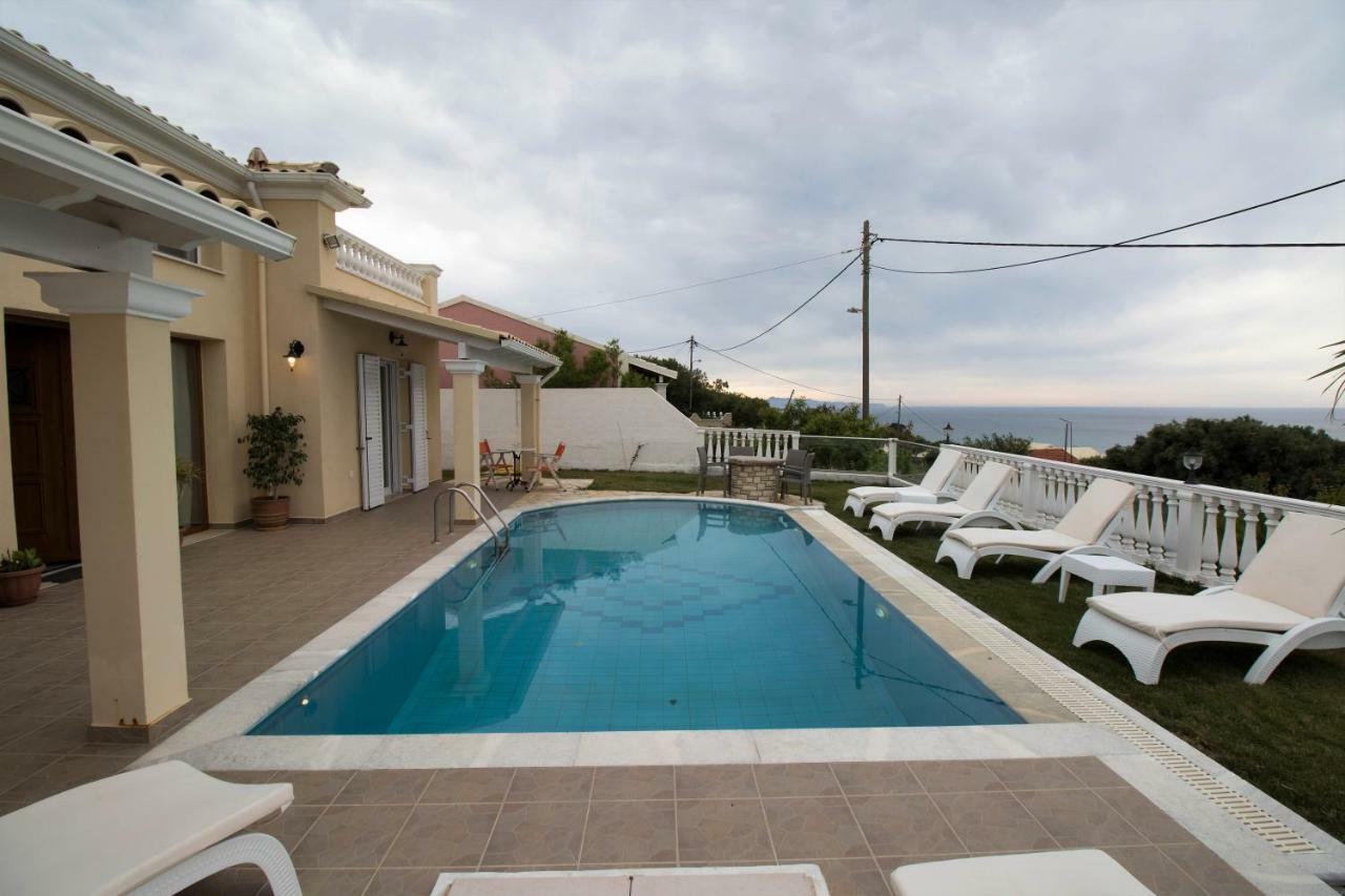 Villa De La Mer Agios Stefanos Avliotes  Exterior foto